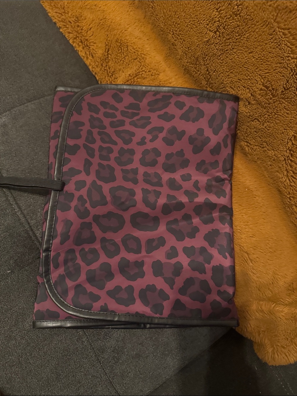 Marc Jacobs Quilted Leopard-Print Tote in Plum and Black - Picture 4 of 6